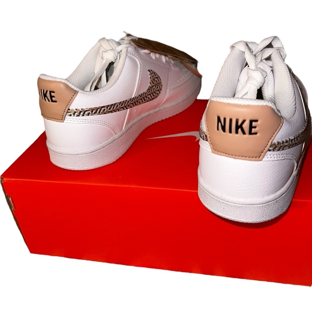 NIB W Nike Court Vision Low’s - Picture 5 of 5